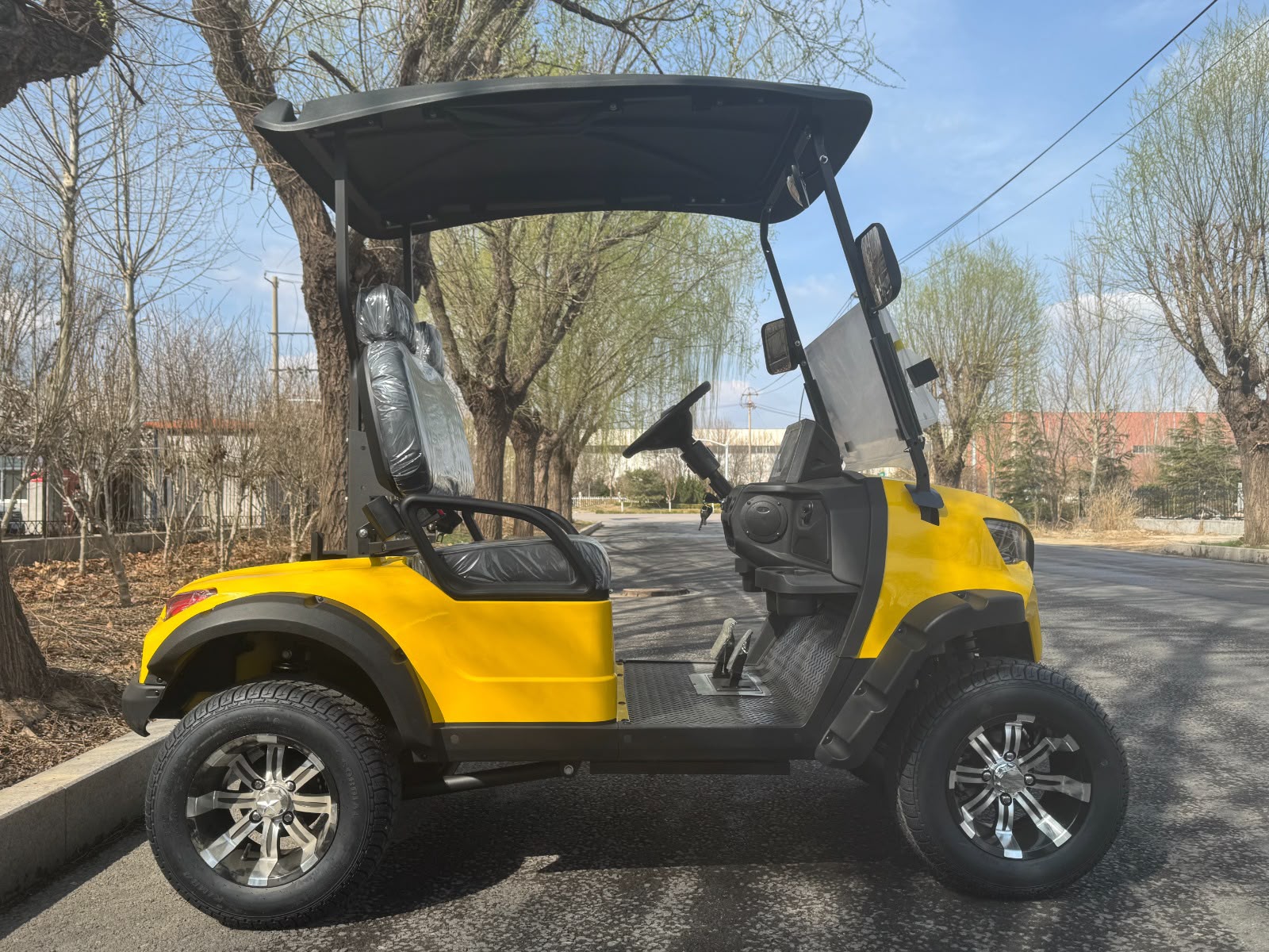 2-Seater Golf Cart – Yellow, Side View